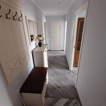 Сдается Многокомнатная квартира, 60 м²