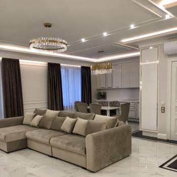 Сдается Многокомнатная квартира, 140 м²