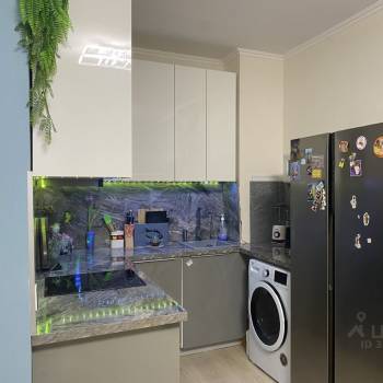 Продается 1-комнатная квартира, 37,8 м²
