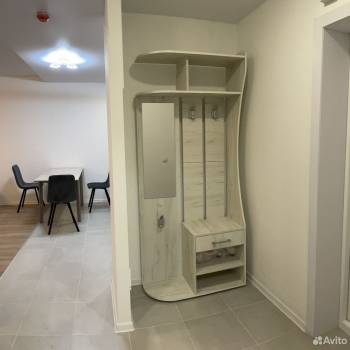 Сдается 1-комнатная квартира, 49 м²