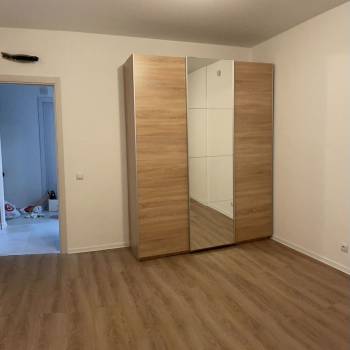 Сдается 1-комнатная квартира, 49 м²