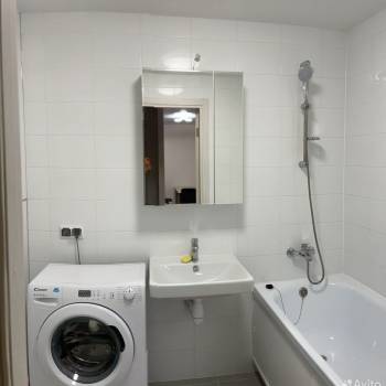 Сдается 1-комнатная квартира, 49 м²