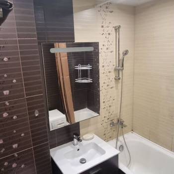Продается 3-х комнатная квартира, 54 м²