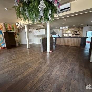 Продается Нежилое помещение, 230 м²