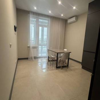 Сдается 2-х комнатная квартира, 65 м²