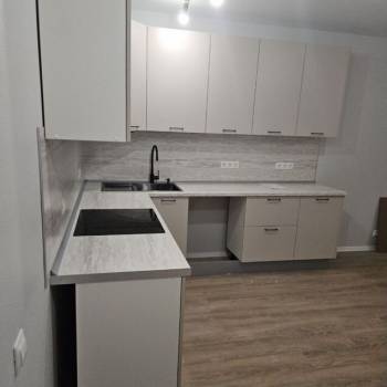 Сдается Многокомнатная квартира, 80 м²