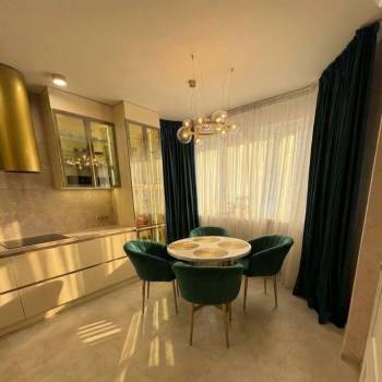 Продается Многокомнатная квартира, 116 м²