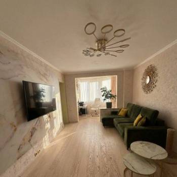 Продается Многокомнатная квартира, 116 м²