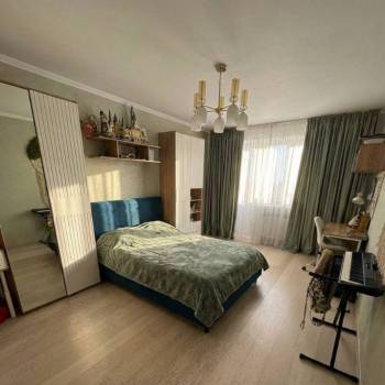Продается Многокомнатная квартира, 116 м²