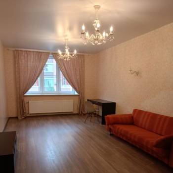 Сдается 2-х комнатная квартира, 75 м²