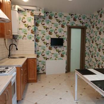 Сдается 2-х комнатная квартира, 75 м²