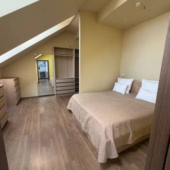 Сдается 1-комнатная квартира, 55 м²