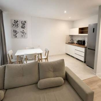 Продается 2-х комнатная квартира, 57 м²