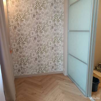 Сдается 1-комнатная квартира, 42 м²