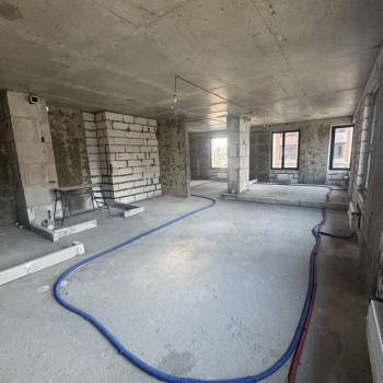 Сдается 1-комнатная квартира, 90 м²