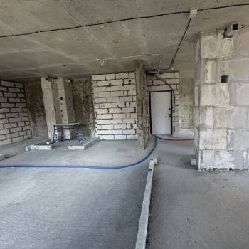 Сдается 1-комнатная квартира, 90 м²