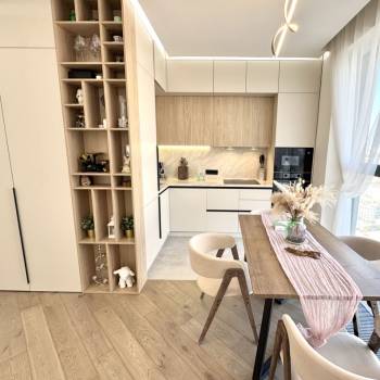 Продается 2-х комнатная квартира, 57,4 м²
