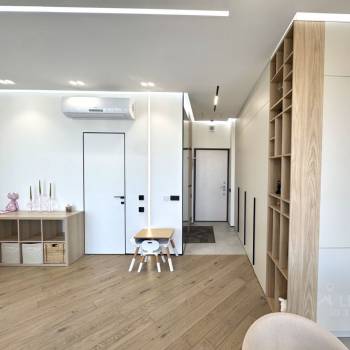 Продается 2-х комнатная квартира, 57,4 м²