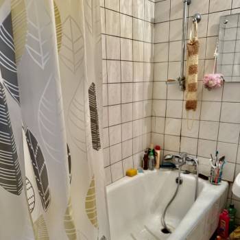 Сдается Многокомнатная квартира, 75 м²