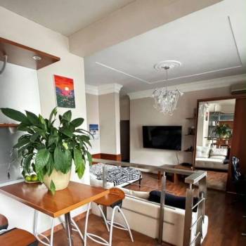 Сдается 1-комнатная квартира, 50 м²