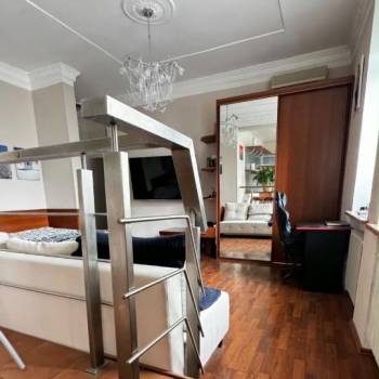 Сдается 1-комнатная квартира, 50 м²