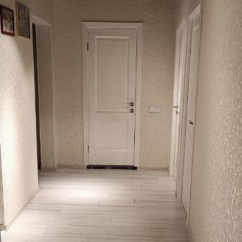Продается Многокомнатная квартира, 84,6 м²