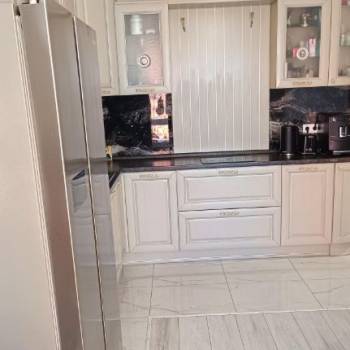 Продается Многокомнатная квартира, 84,6 м²
