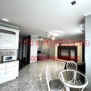 Продается 1-комнатная квартира, 42,7 м²