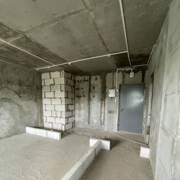 Продается 1-комнатная квартира, 41,89 м²