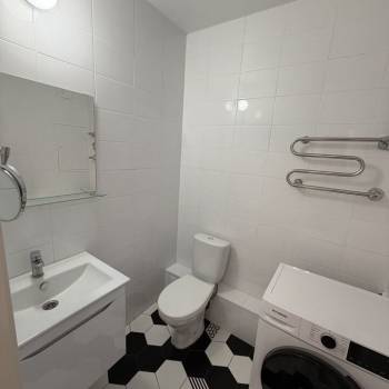 Продается 2-х комнатная квартира, 70,1 м²