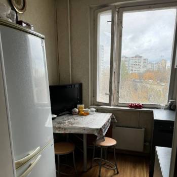 Сдается Многокомнатная квартира, 60 м²