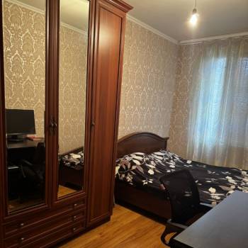 Сдается Многокомнатная квартира, 60 м²