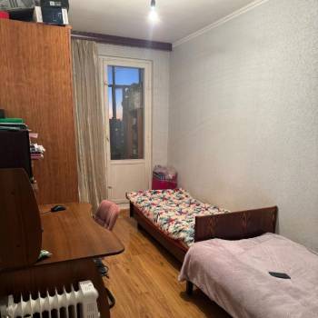 Сдается Многокомнатная квартира, 60 м²