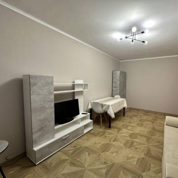Сдается 2-х комнатная квартира, 53,6 м²