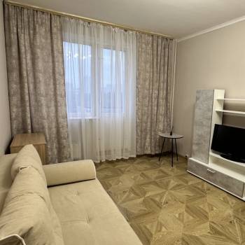 Сдается 2-х комнатная квартира, 53,6 м²