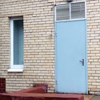 Сдается Нежилое помещение, 235 м²