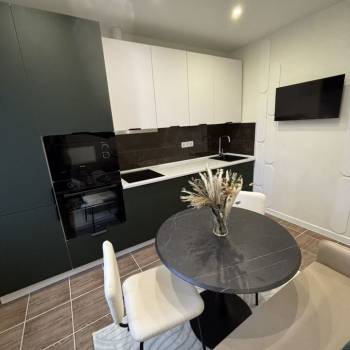 Продается 1-комнатная квартира, 40 м²
