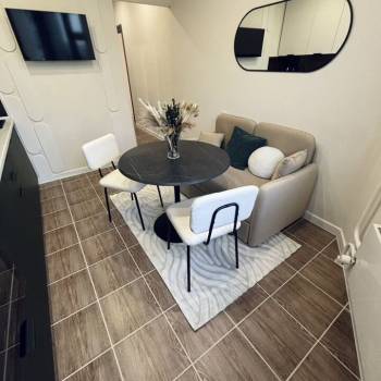 Продается 1-комнатная квартира, 40 м²