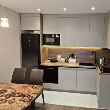 Сдается 2-х комнатная квартира, 60 м²