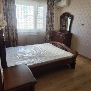 Продается Многокомнатная квартира, 105,6 м²
