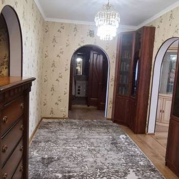 Продается Многокомнатная квартира, 105,6 м²