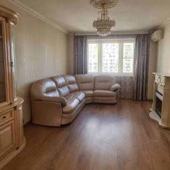 Продается Многокомнатная квартира, 105,6 м²