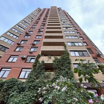 Сдается Многокомнатная квартира, 80 м²