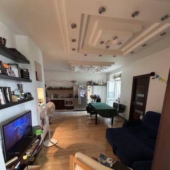 Сдается Многокомнатная квартира, 80 м²