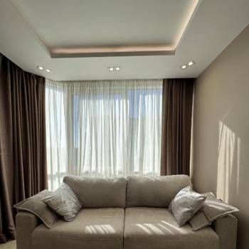 Продается 1-комнатная квартира, 52 м²