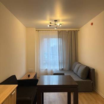 Продается 1-комнатная квартира, 32 м²