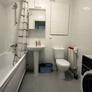 Сдается 1-комнатная квартира, 44 м²