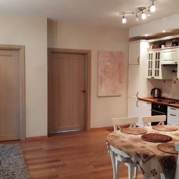 Сдается Многокомнатная квартира, 90 м²