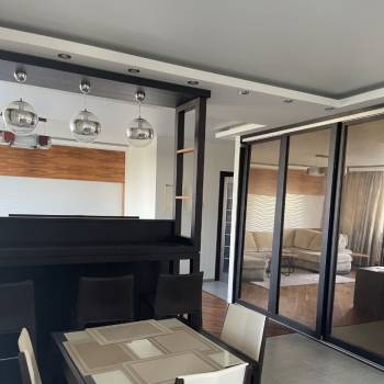 Сдается 1-комнатная квартира, 60 м²