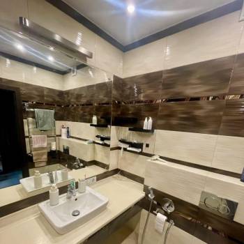 Сдается 1-комнатная квартира, 60 м²